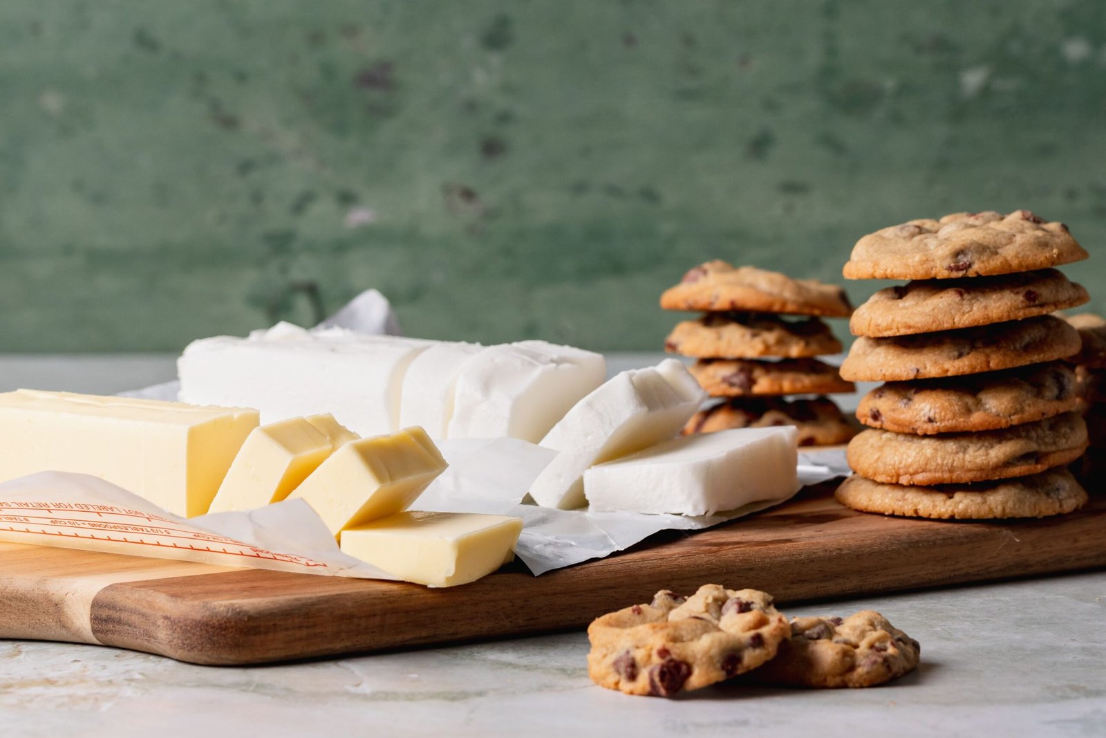 Công Dụng Của Bơ Thực Vật trong làm bánh Là Gì?